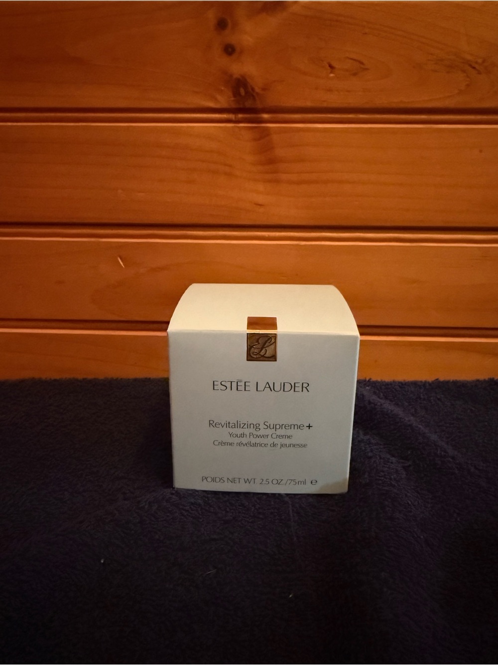 Estee Lauder Revitalizing Supreme+ Cream - White with Gold Accent